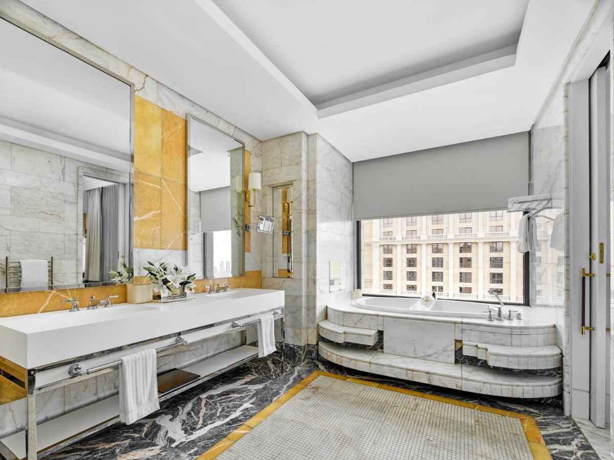 Fairmont Hotel