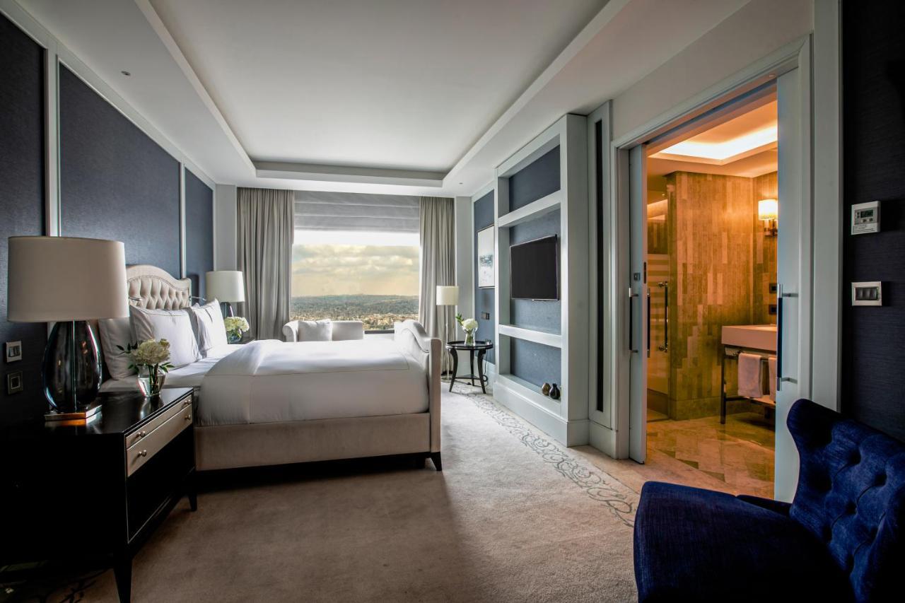 Fairmont Hotel