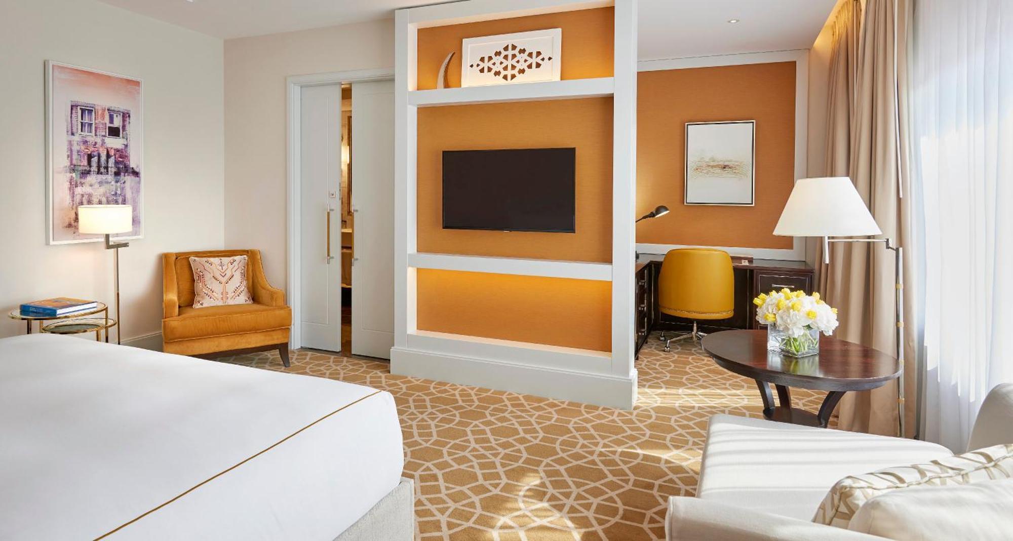 Fairmont Hotel