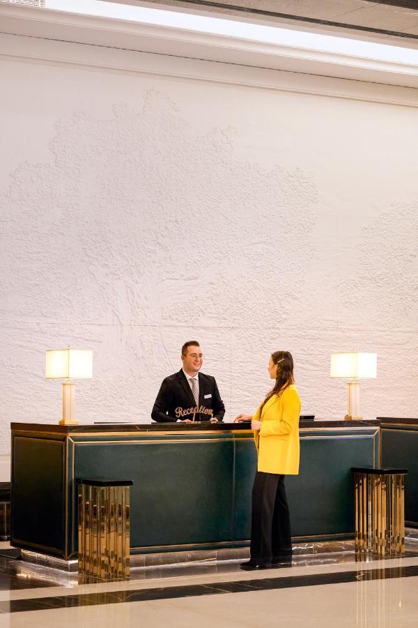 Fairmont Hotel